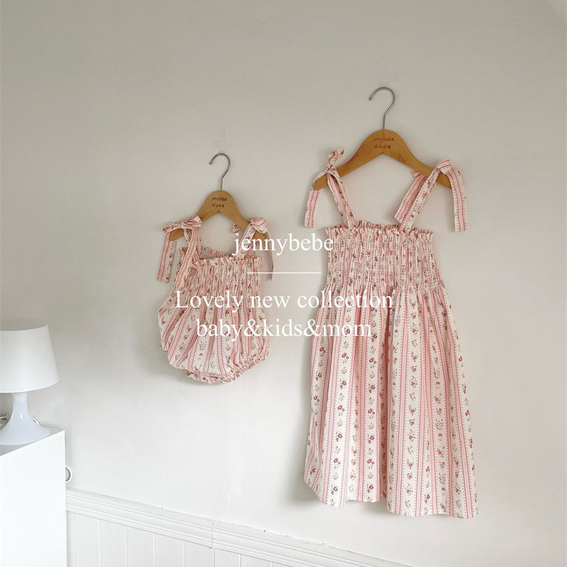 Sweet Little Girls Strap Rompe - огляд і ціна Baby Clothing Stores